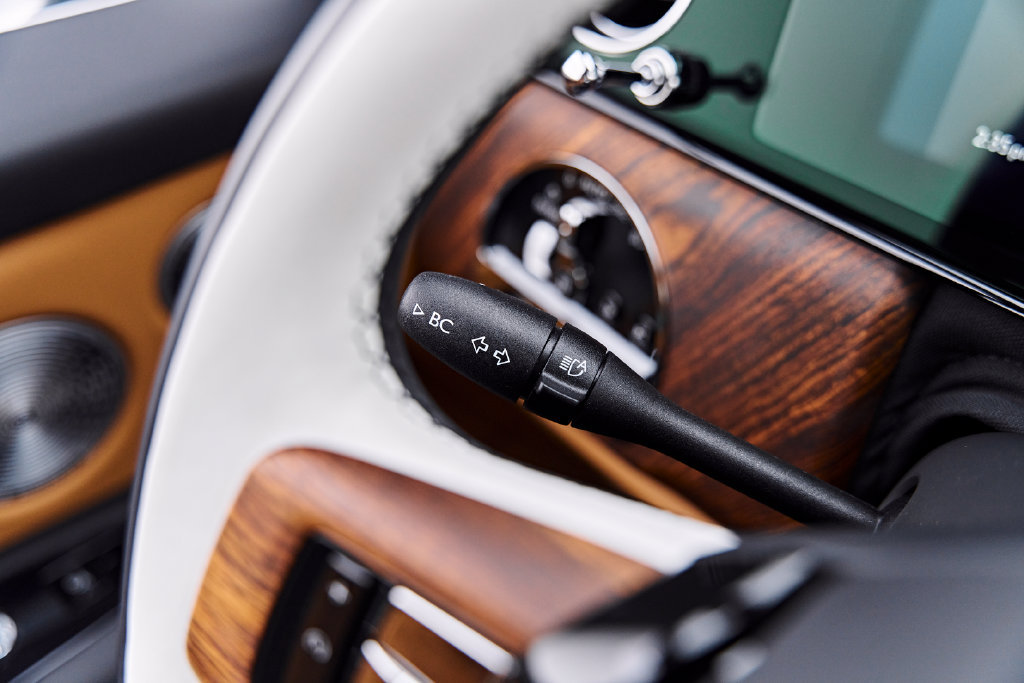 Used 2025 Rolls-Royce Cullinan AWD/4WD image 79