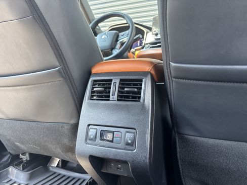 Used 2022 Mitsubishi Outlander SEL FWD image 25