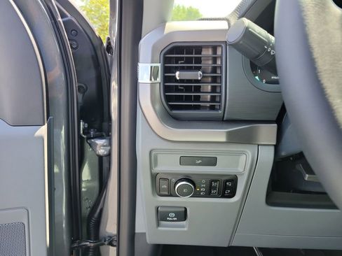 New 2026 Ford F150 XLT w/ Equipment Group 302A MID AWD/4WD image 22