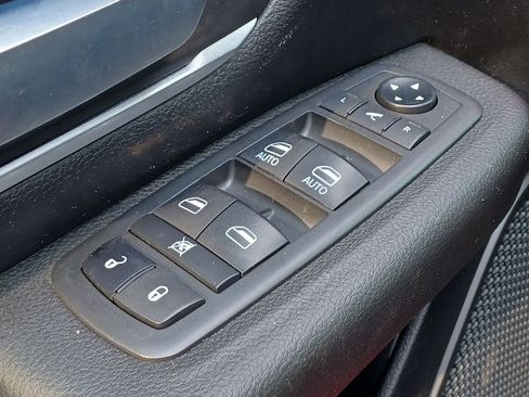 Used 2021 RAM 1500 Big Horn AWD/4WD image 8