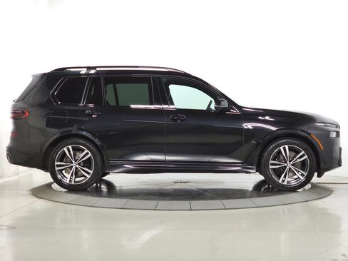 Used 2024 BMW X7 xDrive40i w/ Executive Package AWD/4WD image 13