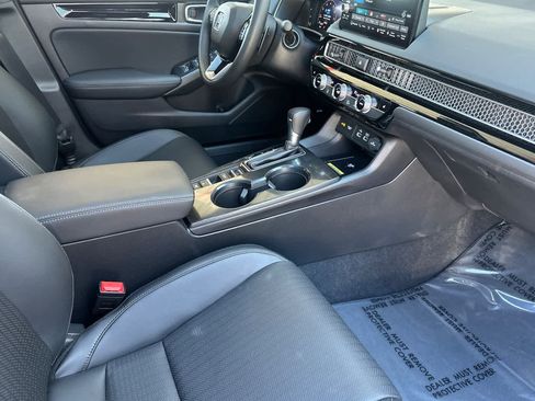 Used 2022 Honda Civic Sport Touring image 16