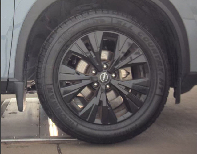 Certified 2023 Nissan Rogue SV w/ SV Premium B Package AWD/4WD image 10