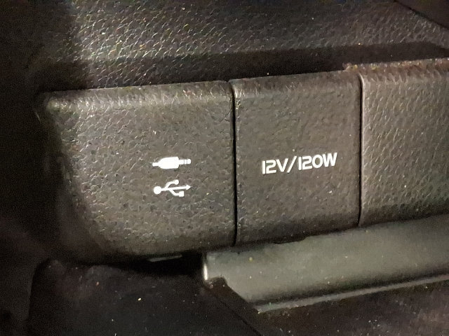 Used 2018 Toyota Camry SE FWD image 22