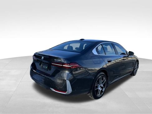 Used 2025 BMW i5 xDrive40 image 8