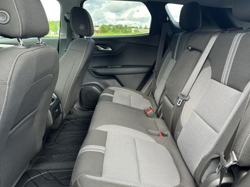 Used 2024 Chevrolet Blazer LT w/ Convenience Package FWD image 26