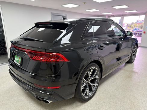 Used 2022 Audi SQ8 Prestige w/ Prestige Package AWD/4WD image 3
