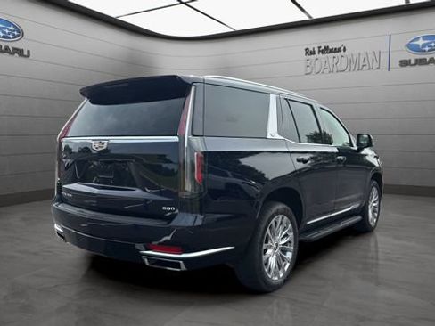 Used 2021 Cadillac Escalade Premium Luxury AWD/4WD image 5