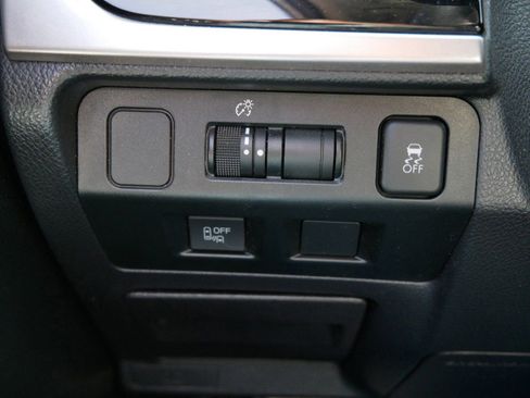 Used 2016 Subaru Crosstrek 2.0i Limited w/ Popular Package #2 image 24