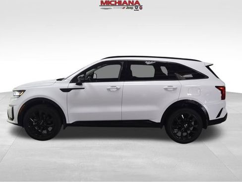 Used 2023 Kia Sorento X-Line EX image 1