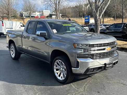 Certified 2020 Chevrolet Silverado 1500 LT w/ All-Star Edition image 3