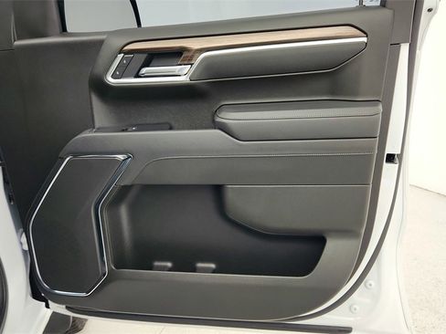 Certified 2025 Chevrolet Silverado 1500 LT Trail Boss image 33