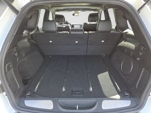 Used 2014 Jeep Grand Cherokee Limited AWD/4WD image 32