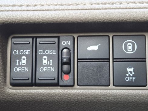 Used 2021 Honda Odyssey EX-L image 33