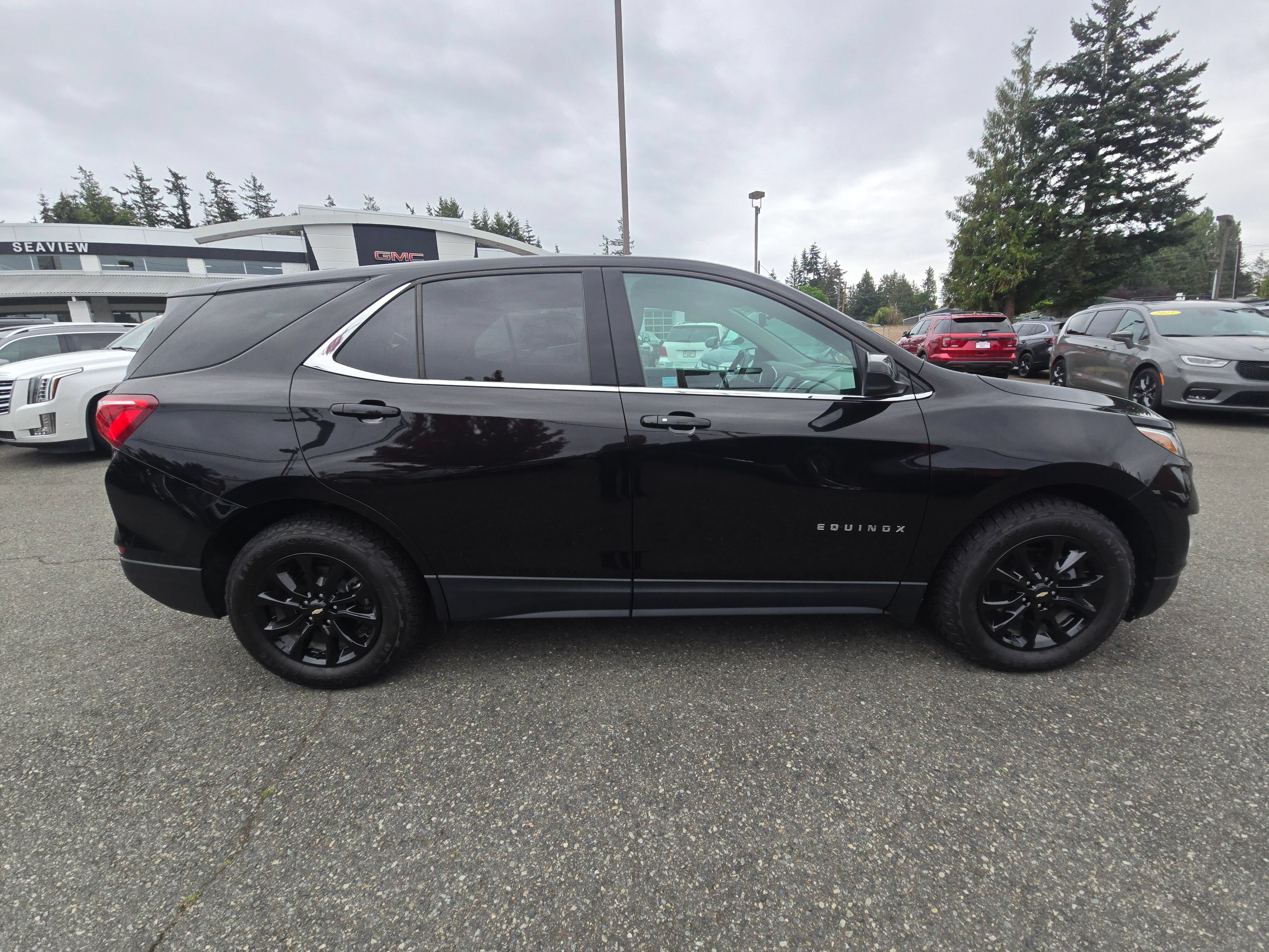 Used 2020 Chevrolet Equinox LT FWD image 8