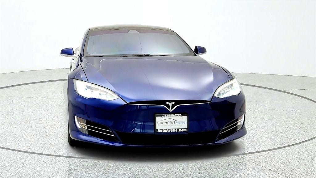 Used 2020 Tesla Model S Long Range Plus AWD/4WD image 2