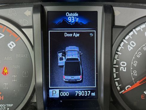 Used 2021 Toyota Tacoma SR image 15