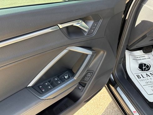 Used 2022 Audi Q3 2.0T Premium Plus image 10