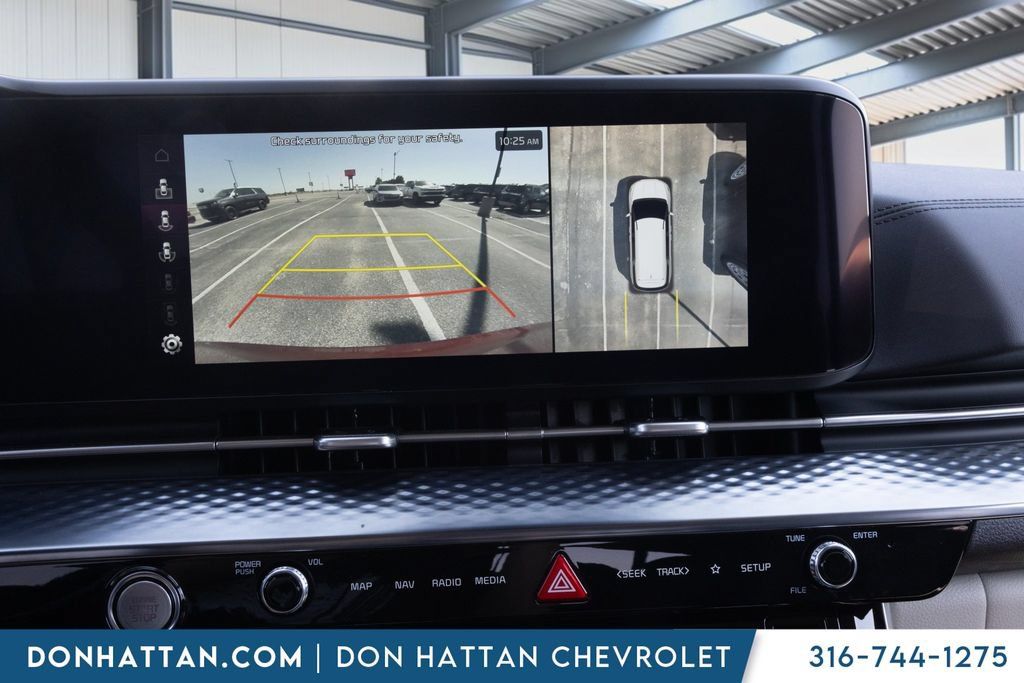 Used 2024 Kia Carnival SX Prestige FWD image 10