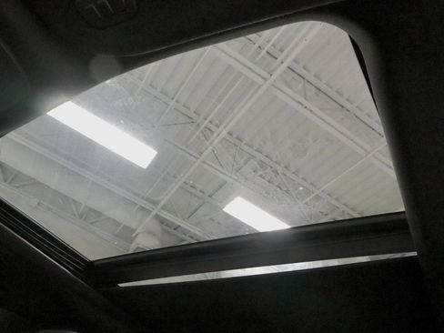 Used 2023 Ford F150 Lariat w/ Equipment Group 502A High image 28