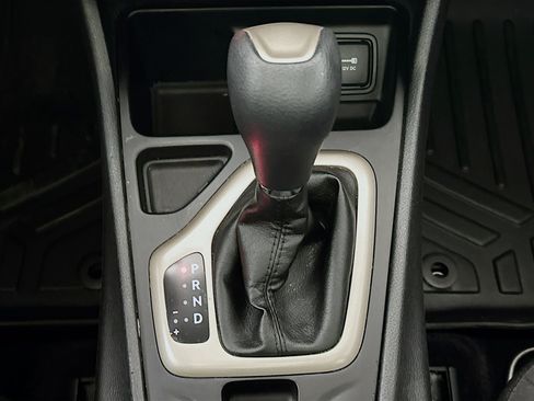 Used 2016 Jeep Cherokee 75th Anniversary FWD image 24