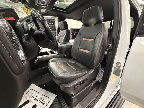 Used 2021 GMC Sierra 2500 AT4 w/ AT4 Premium Plus Package image 8