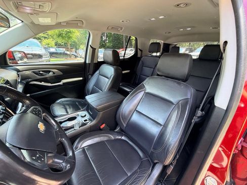 Used 2020 Chevrolet Traverse LT FWD image 55