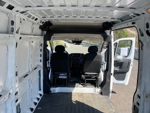 Used 2023 RAM ProMaster 2500 FWD image 25