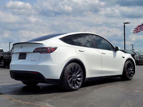 Used 2021 Tesla Model Y Performance image 4