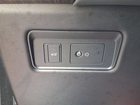 Used 2019 Land Rover Range Rover Sport Supercharged AWD/4WD image 11