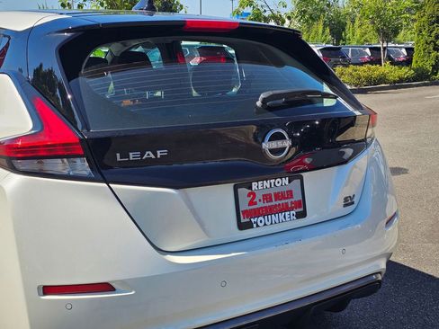 Certified 2024 Nissan Leaf SV Plus FWD image 10