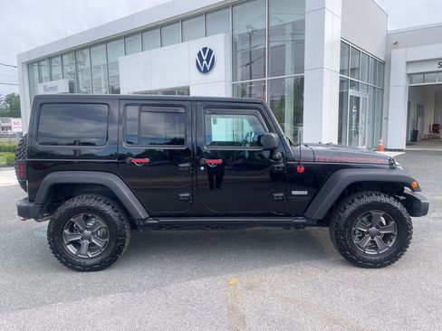 Used 2018 Jeep Wrangler Unlimited Rubicon AWD/4WD image 6
