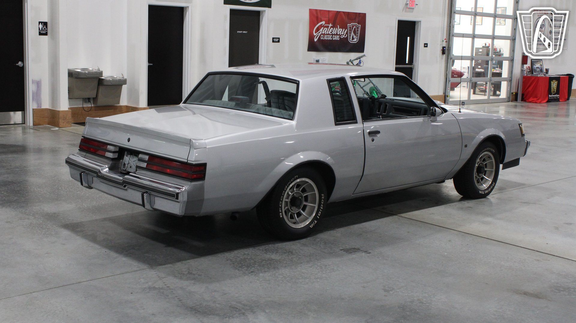 Used 1987 Buick Regal Coupe RWD image 4