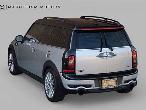 Used 2009 MINI Cooper Clubman John Cooper Works image 9