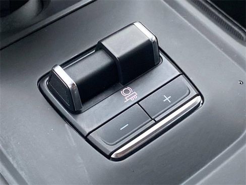 Used 2023 GMC Sierra 1500 Denali Ultimate image 28