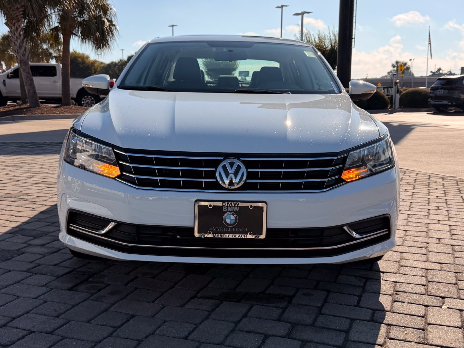 Used 2017 Volkswagen Passat 1.8T SE FWD image 5