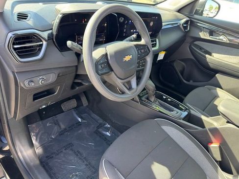 Used 2026 Chevrolet TrailBlazer LS w/ LS Convenience Package image 15