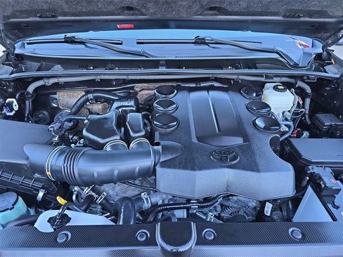 Used 2023 Toyota 4Runner TRD Off-Road Premium image 29