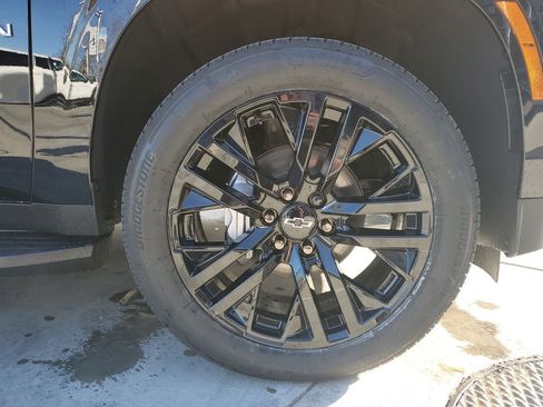 New 2026 Chevrolet Suburban LS w/ LPO, Dark Essentials Package image 5