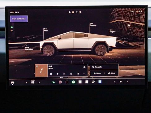 Used 2024 Tesla Cybertruck AWD Crew Cab image 17