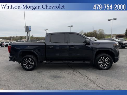 Used 2022 GMC Sierra 1500 Elevation w/ Elevation Premium Package image 5