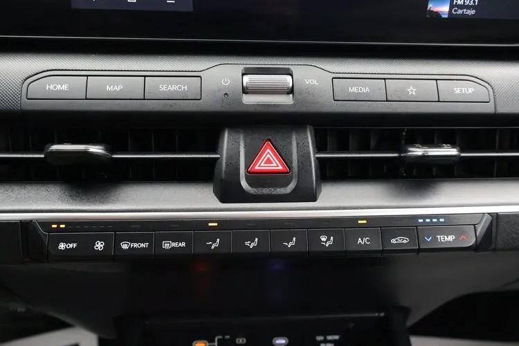 Used 2025 Kia K4 FWD image 32