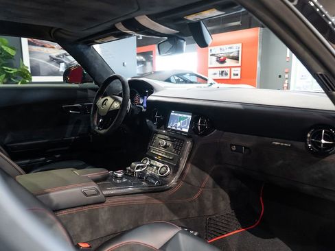 Used 2014 Mercedes-Benz SLS AMG Black Series image 30