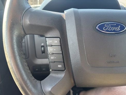 Used 2010 Ford Escape XLT image 22