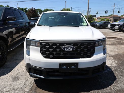 Used 2025 Ford Maverick XLT w/ XLT Luxury Package AWD/4WD image 2