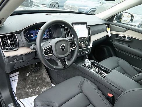 New 2026 Volvo XC90 B6 Plus w/ Protection Package Premier image 12