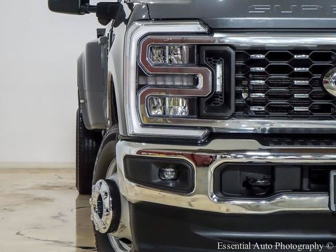 Used 2023 Ford F350 Lariat AWD/4WD image 6