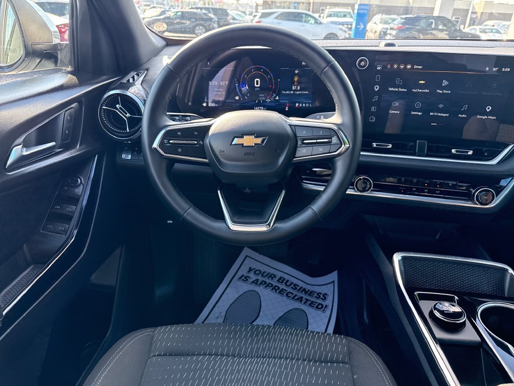 Used 2026 Chevrolet Equinox LT FWD image 15