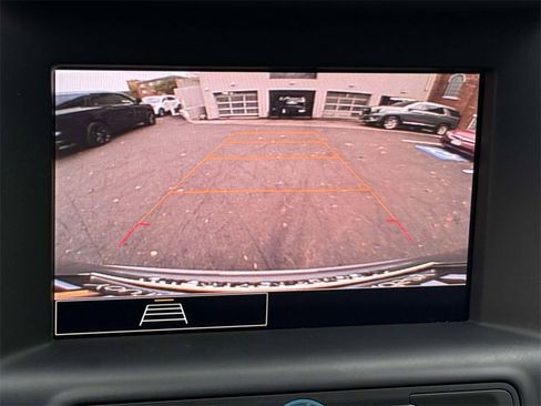 Used 2024 GMC Terrain SLE image 7