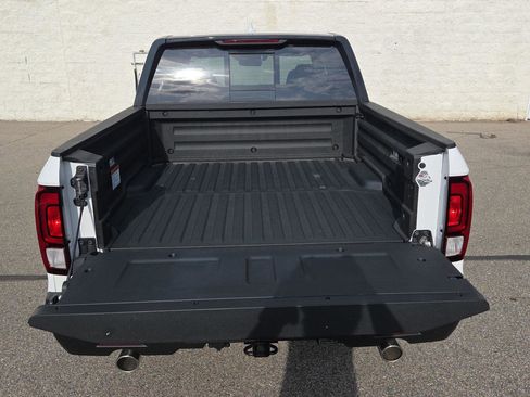 New 2026 Honda Ridgeline Black Edition image 5